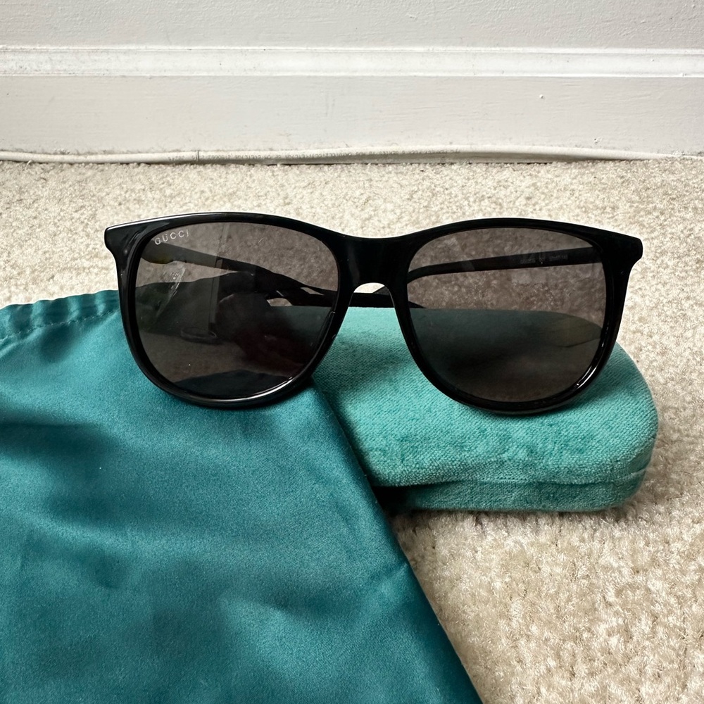 Gucci Black Sunglasses